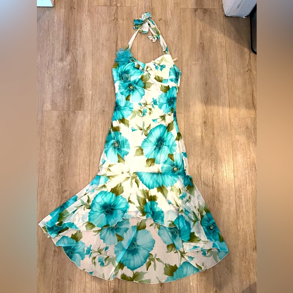 Vintage Y2K Haltered high/low floral dress!